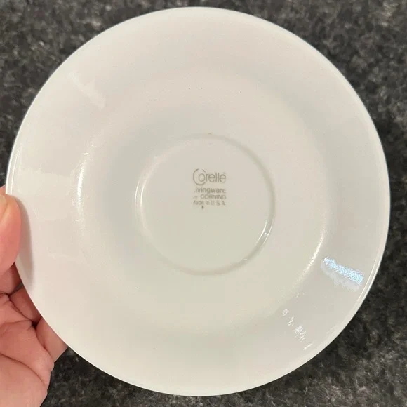 Corelle Vintage Butterfly Gold Hook Handle Cups and Saucers - Picture 8 of 16